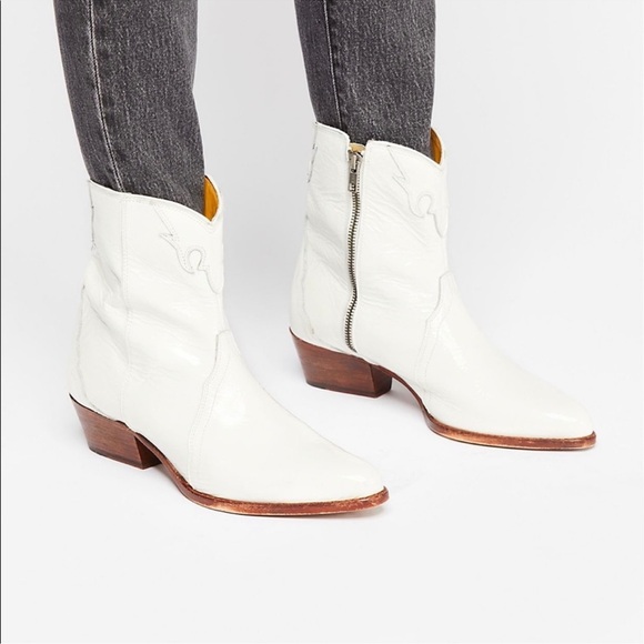 Free People! New Frontier Western Boots in Patent White NWOT! - Picture 4 of 13